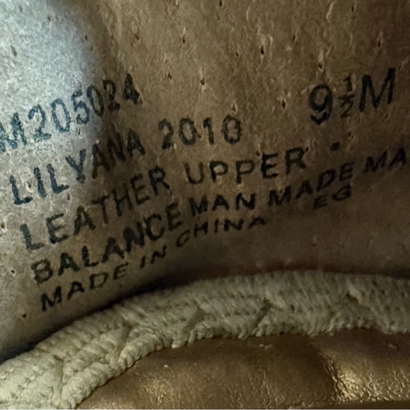 Me Too Beige Bow Flats - Picture 6 of 6